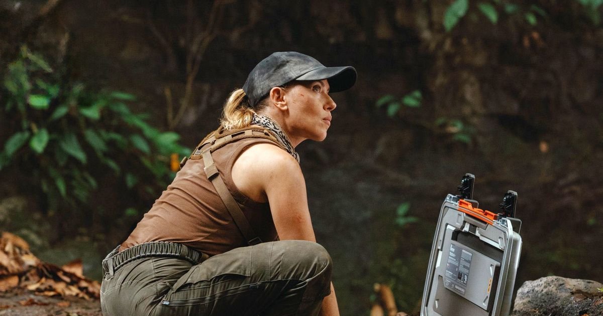 Una nueva imagen de #ScarlettJohansson en #JurassicWorldRebirth | Cinexcepción