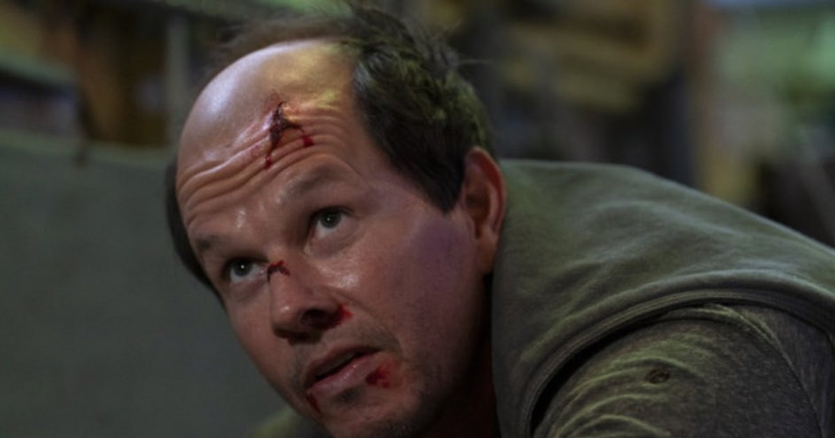 Marky Mark bald in #MelGibson's new movie 