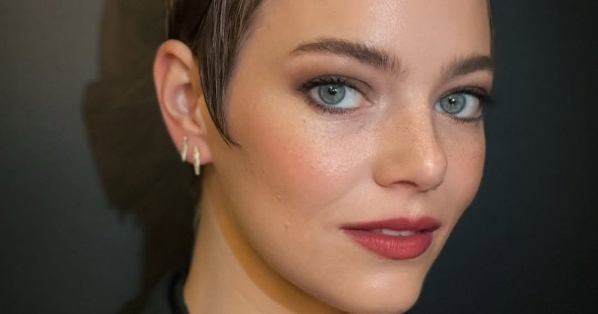 #Samstag: #EmmaStone bringt die Frisur wie #OliviaColman | Cinexcepción