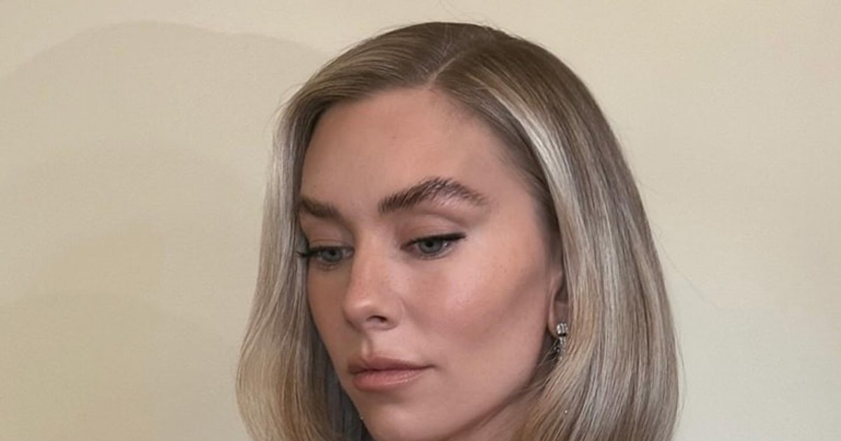 英国アカデミー賞前の #VanessaKirby 。 | Cinexcepción
