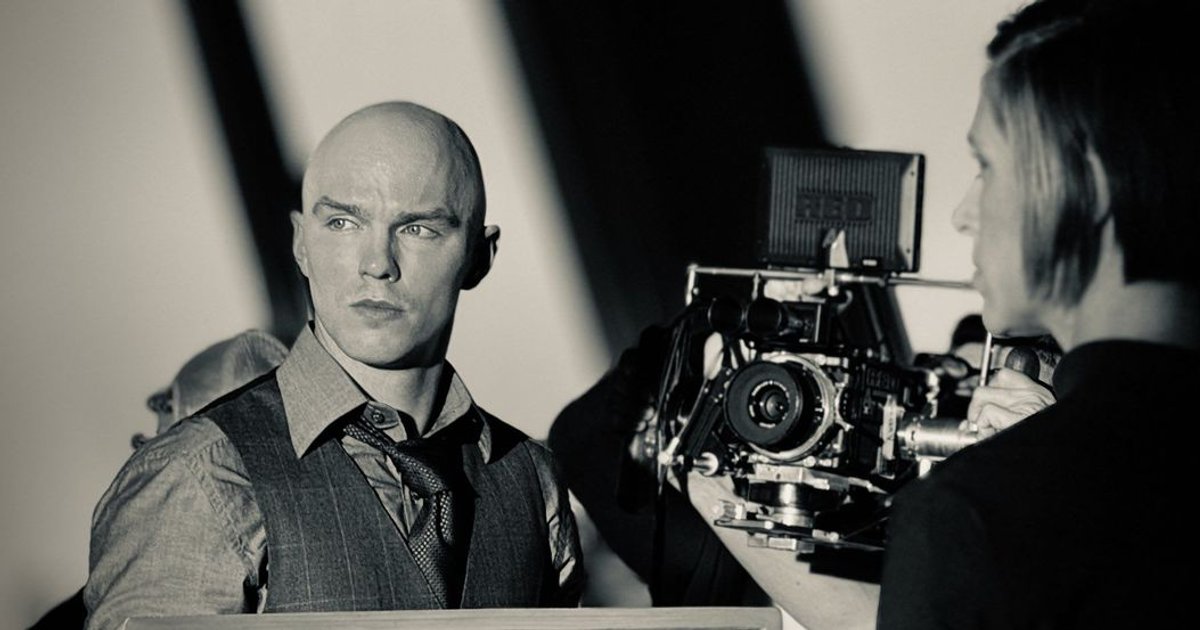 Neues Foto von #NicholasHoult zur Feier des 85. | Cinexcepción