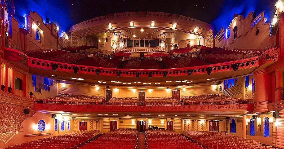 A revista #TimeOut elegeu Le Grand Rex Paris o cinema mais bonito do mundo. | Cinexcepción