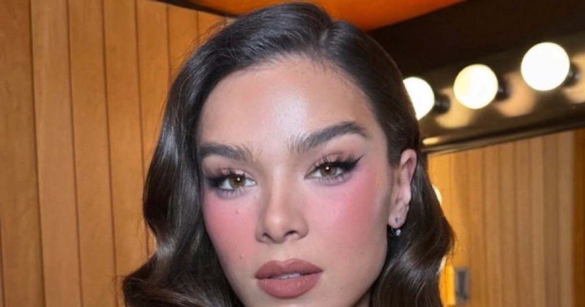 Hailee Steinfeld at the premiere of #Sinners. | Cinexcepción