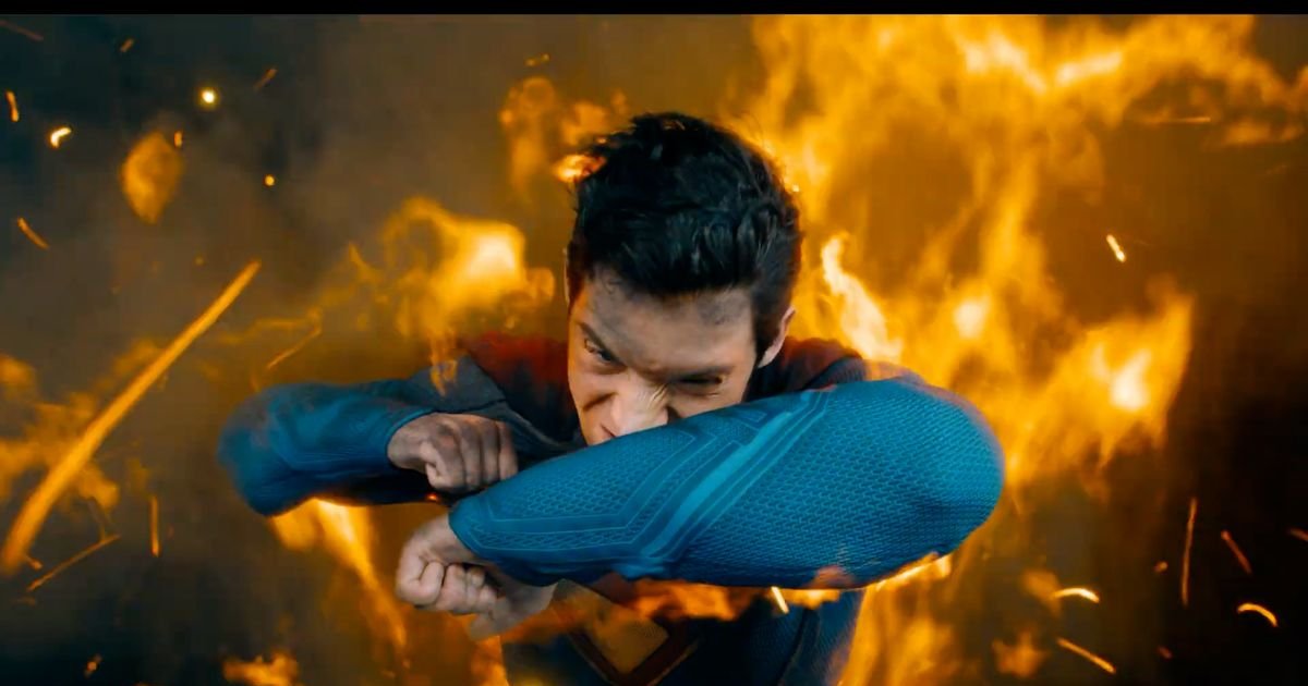 Some screenshots from the new Superman trailer. | Cinexcepción