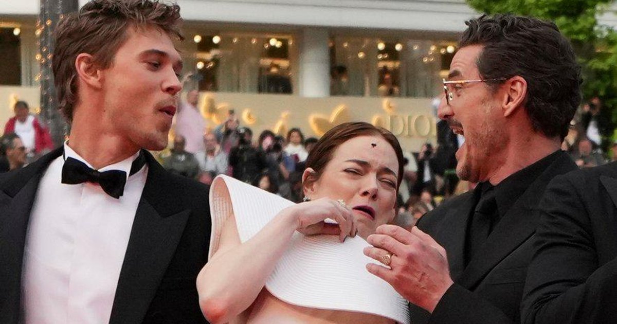 Emma Stone siendo atacada por una abeja en Cannes. | Cinexcepción