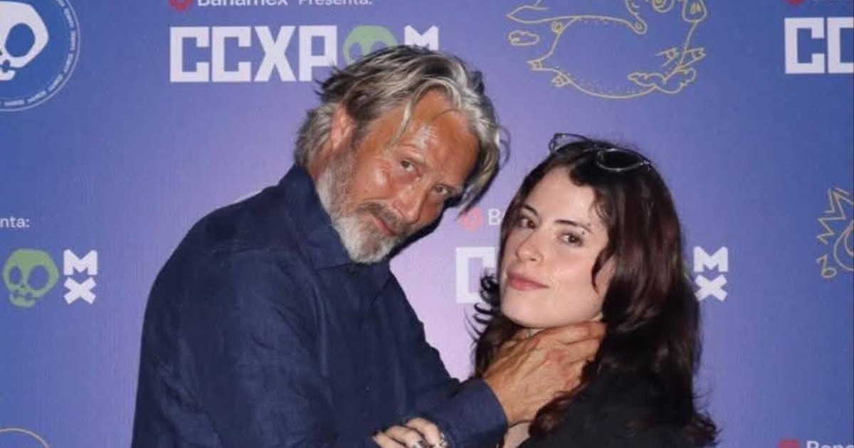Mads Mikkelsen sabía que era viernes y aprovechó el momento... | Cinexcepción