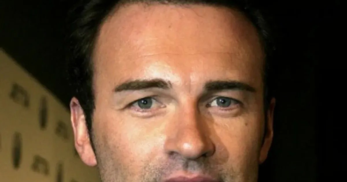 On rapporte que Julian McMahon est décédé, l'acteur dont beaucoup d'entre nous s | Cinexcepción