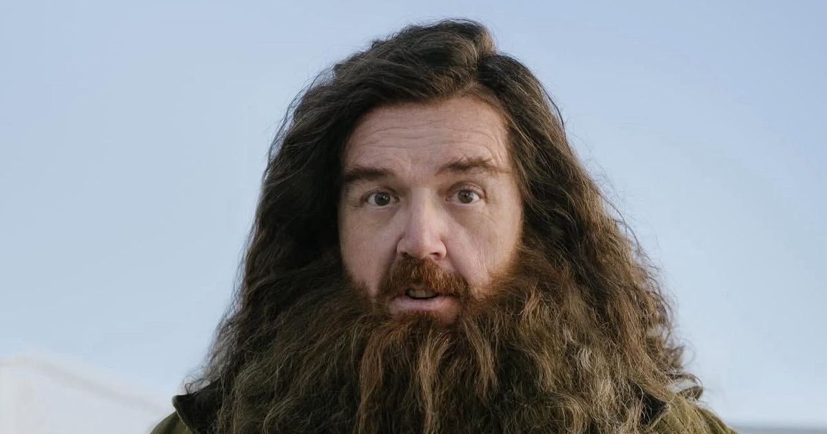 So sieht Nick Frost als Hagrid in der neuen Harry-Potter-Serie aus. | Cinexcepción