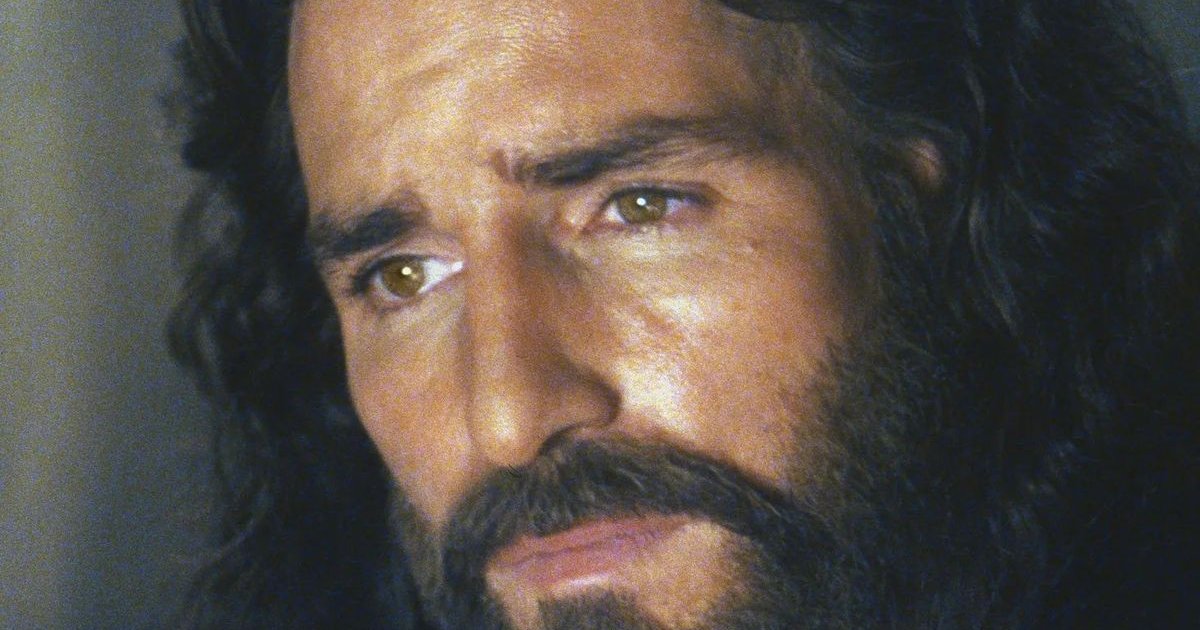 #JimCaviezel はイエス・キリスト役で出演せず、#MónicaBellucci も次の映画でマグダラのマリア役で出演しないと報じられている。 | Cinexcepción