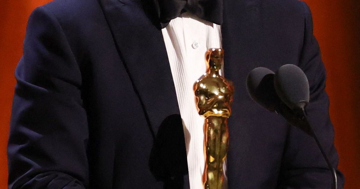 #TomCruise and his honorary Oscar presented this Sunday at the Governors Awards: | Cinexcepción