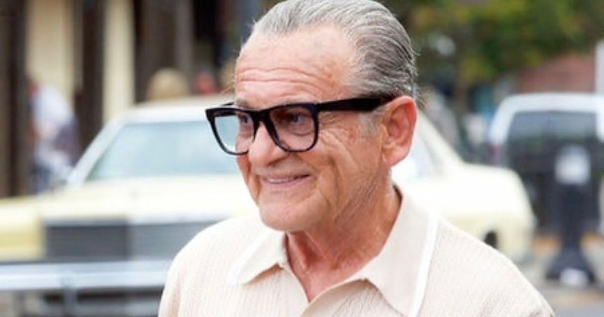 Der 82-jährige Joe Pesci sieht zu, wie Sie das angebliche Foto von seinem Treffe | Cinexcepción