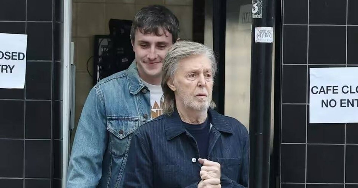 Paul et Paul se sont rencontrés à Londres. | Cinexcepción