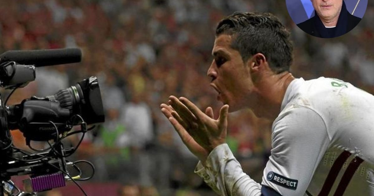 Dopo una prestazione deludente ai Mondiali, Cristiano Ronaldo invece di piangere | Cinexcepción