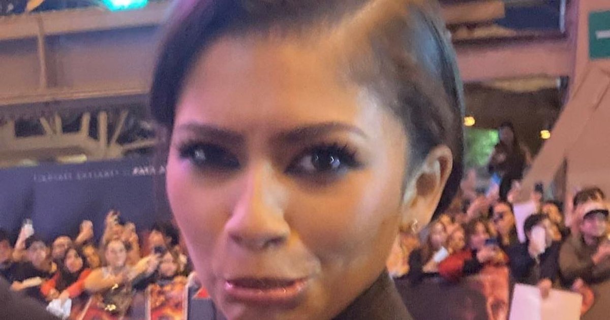 Deram a Zendaya um cartãozinho de São Tomé. | Cinexcepción