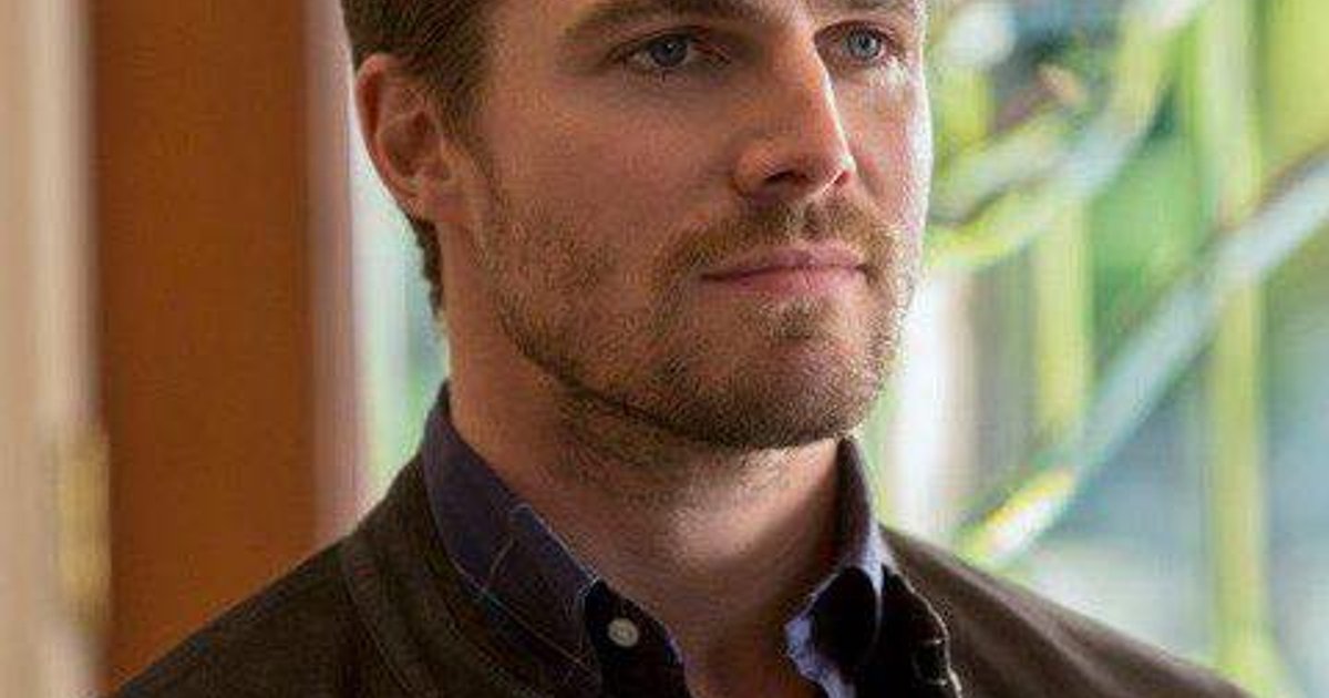 O ator Stephen Amell (ou seja, o mesmo), acaba de ser escolhido para interpretar | Cinexcepción