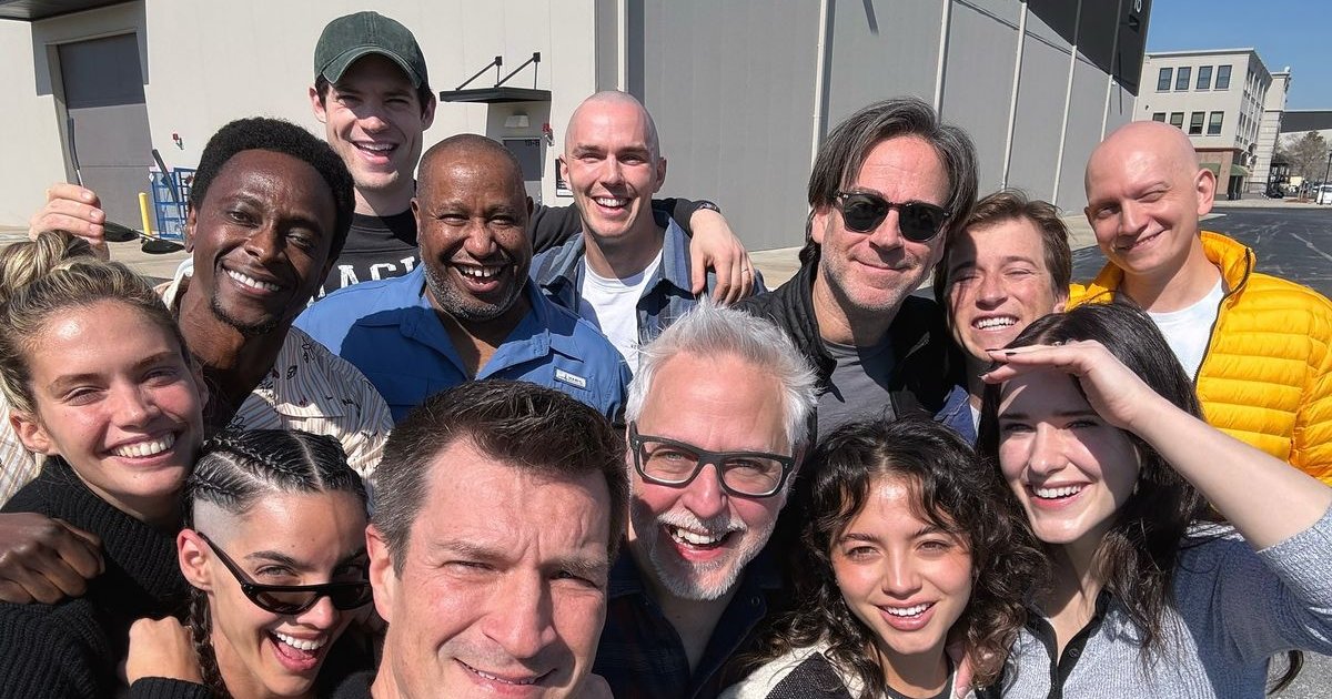 James Gunn zeigt uns dieses Selfie mit einem Teil der Besetzung von #SupermanLeg | Cinexcepción