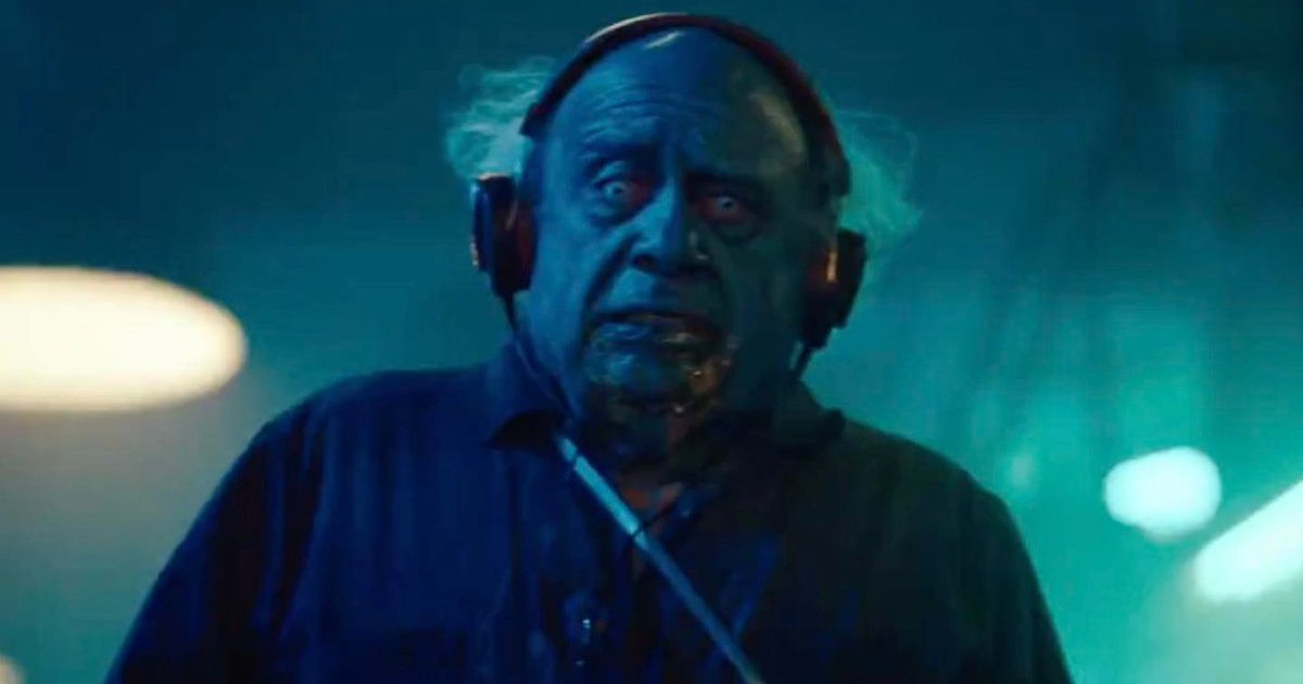 これは、映画「BeetleJuice BeetleJuice」のダニー・デヴィートとウィリアム・デフォーがどのように見えるかです。 | Cinexcepción