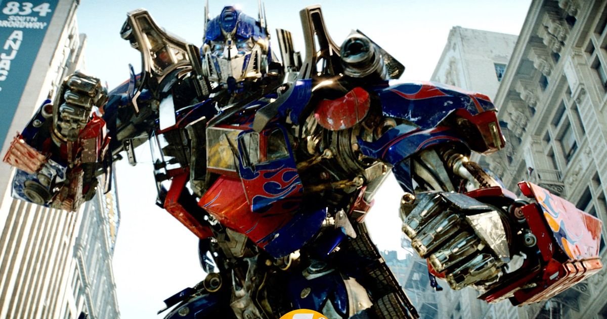 Hanno arrestato Optimus Prime! | Cinexcepción