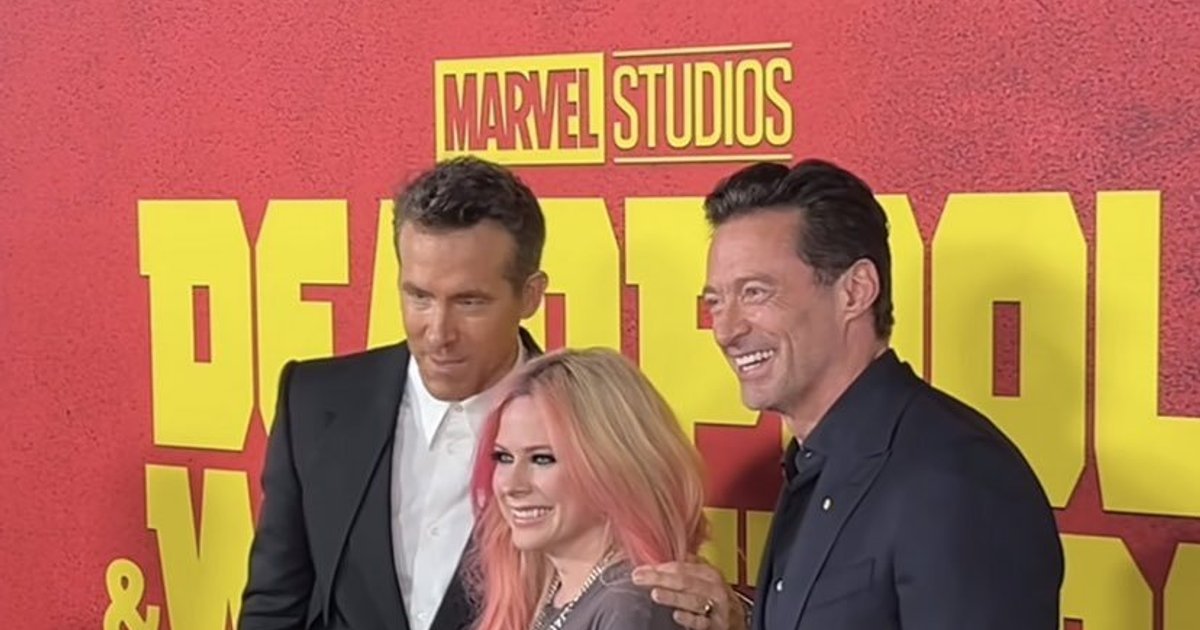 Mme Avril Lavigne à la première de #DeadpoolAndWolverine. | Cinexcepción