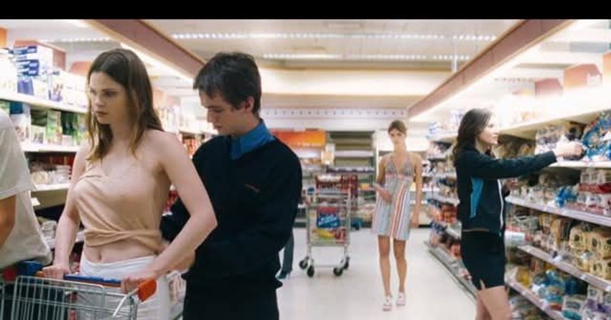 Cashback (2006) Baseado em um curta de 2004. | Cinexcepción